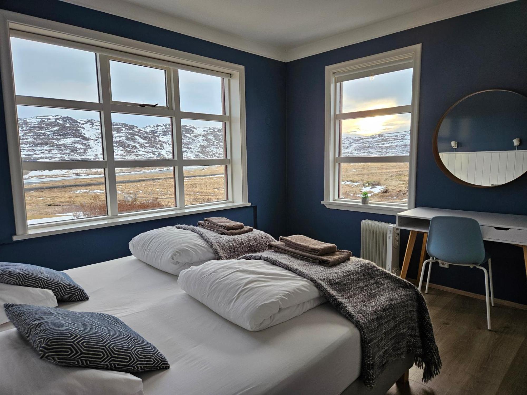 Hotel Laugarholl With Natural Hot Spring Holmavik Exteriör bild